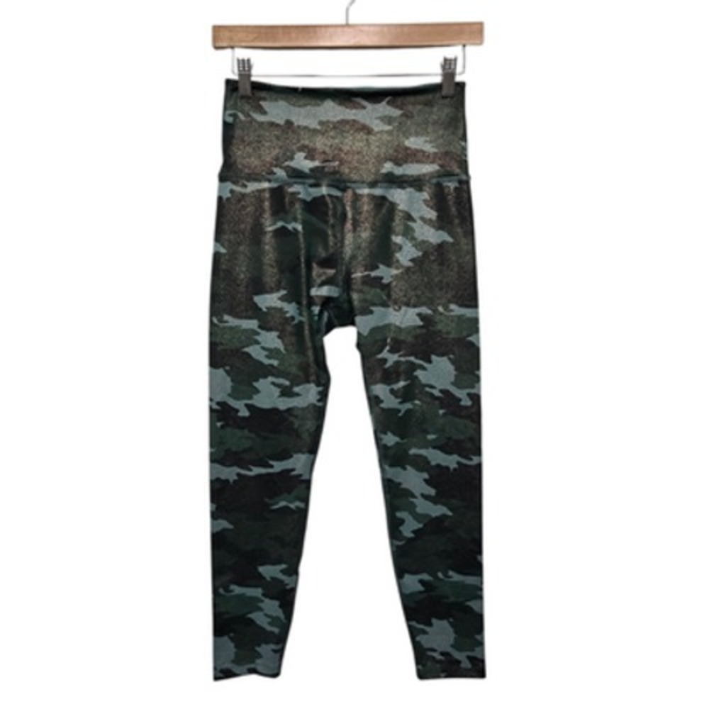 Beyond Yoga Leggings Womens Medium Green Camo High Rise Shimmer 7/8 Made in USA